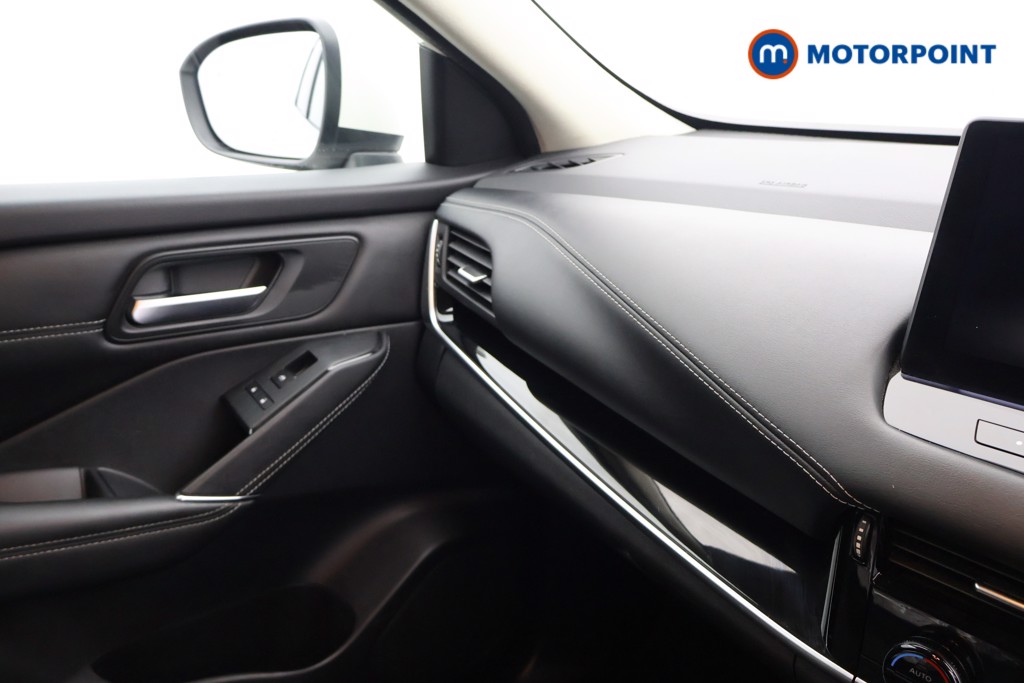 Nissan Qashqai N-Connecta Manual Petrol SUV - Stock Number (1651278) - 10th supplementary image