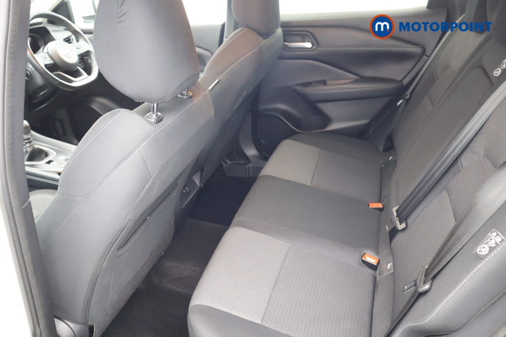 Nissan Qashqai N-Connecta Manual Petrol SUV - Stock Number (1651278) - 21st supplementary image