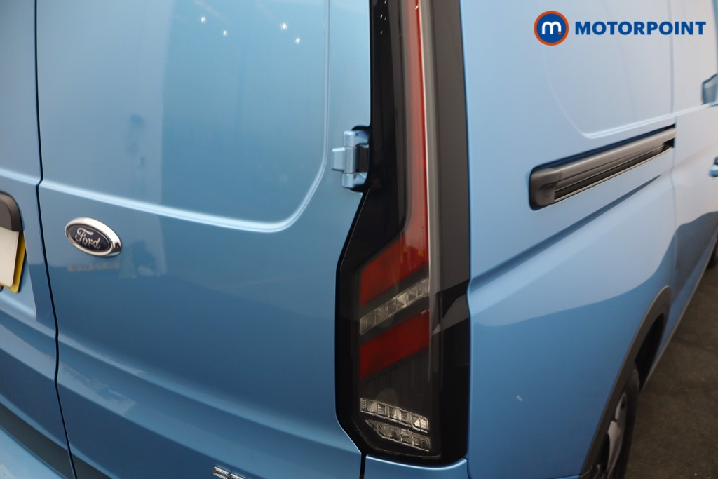 Ford Transit Connect Active Automatic Petrol Plug-In Hybrid Crew Bus - Stock Number (1651356) - 3rd supplementary image