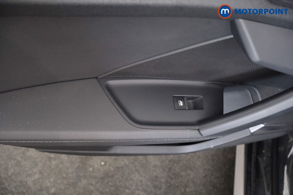 Audi A3 S Line Automatic Petrol Hatchback - Stock Number (1651360) - 28th supplementary image