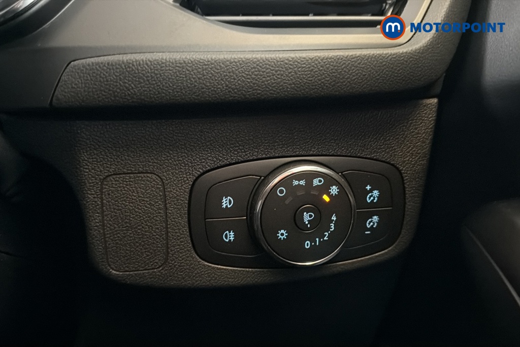 Ford Focus Active X Automatic Petrol Estate - Stock Number (1651654) - 11th supplementary image