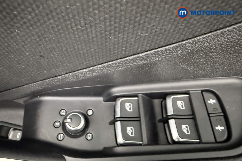 Audi Q2 S Line Manual Petrol SUV - Stock Number (1652070) - 18th supplementary image