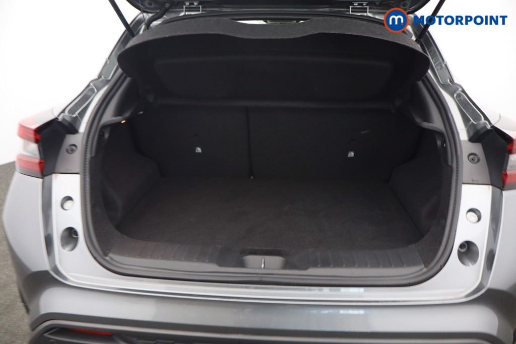 Nissan Juke N-Connecta Automatic Petrol SUV - Stock Number (1652383) - 6th supplementary image