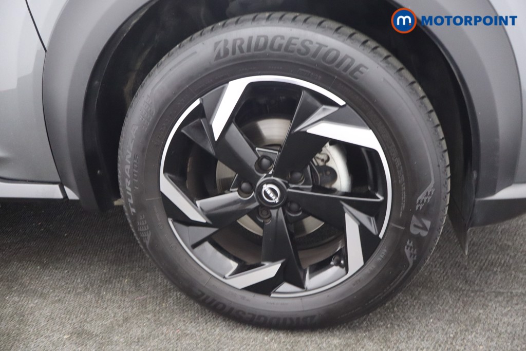 Nissan Juke N-Connecta Automatic Petrol SUV - Stock Number (1652383) - 24th supplementary image