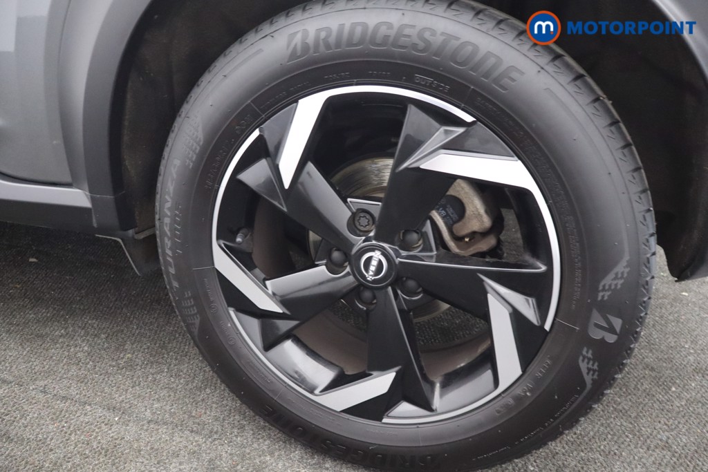 Nissan Juke N-Connecta Automatic Petrol SUV - Stock Number (1652383) - 29th supplementary image