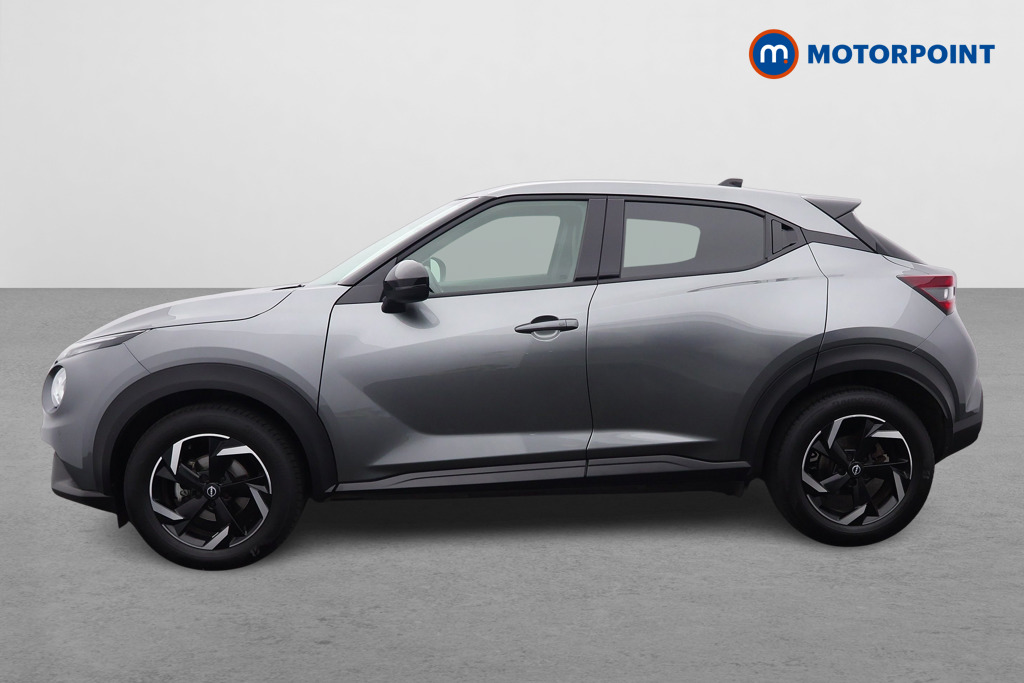 Nissan Juke N-Connecta Automatic Petrol SUV - Stock Number (1652383) - Passenger side