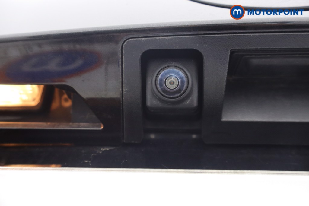 Nissan Juke N-Connecta Automatic Petrol SUV - Stock Number (1652394) - 5th supplementary image