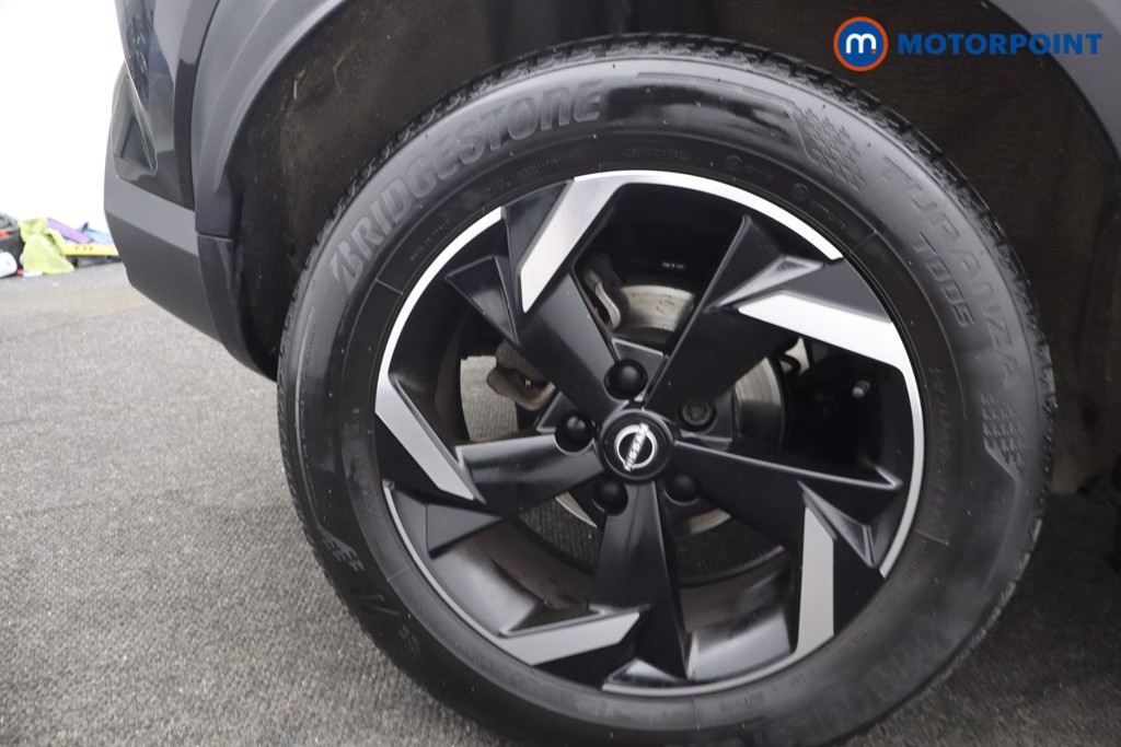 Nissan Juke N-Connecta Automatic Petrol SUV - Stock Number (1652394) - 8th supplementary image