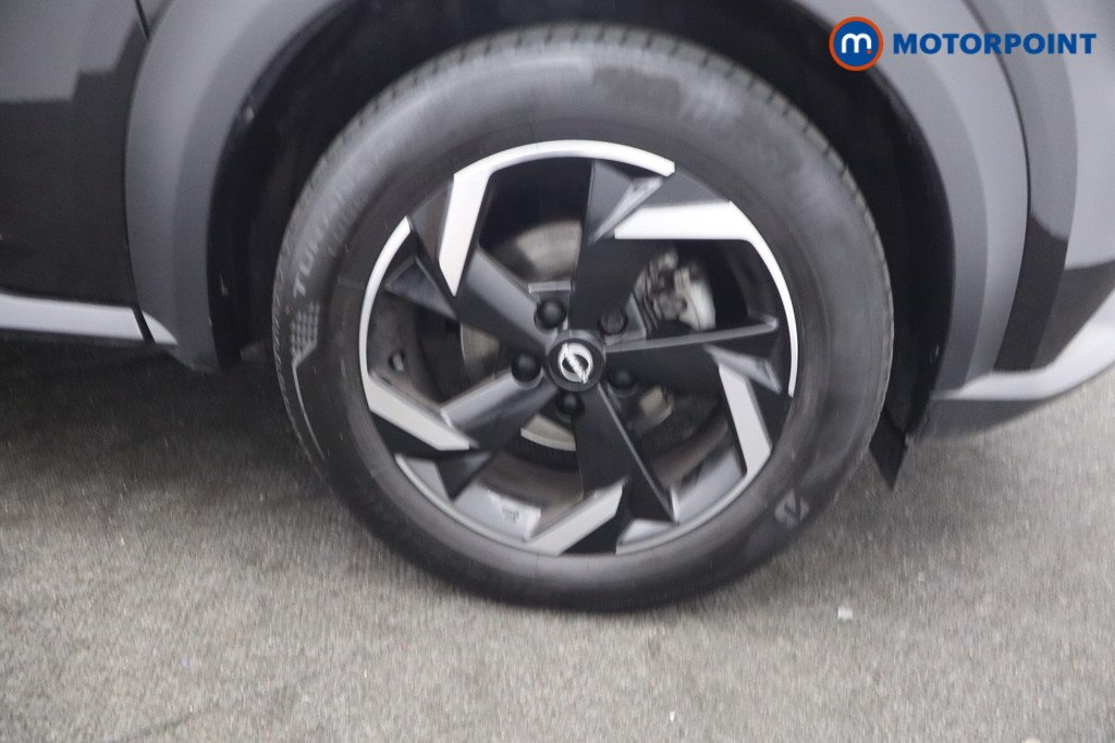 Nissan Juke N-Connecta Automatic Petrol SUV - Stock Number (1652394) - 24th supplementary image