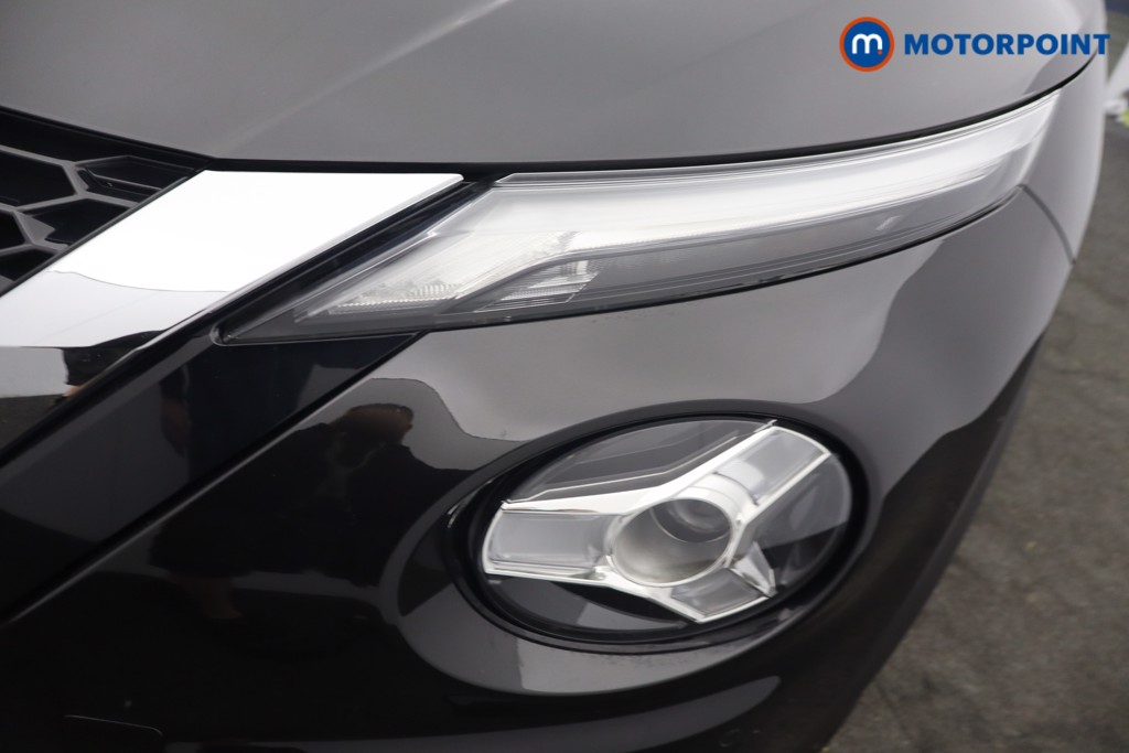 Nissan Juke N-Connecta Automatic Petrol SUV - Stock Number (1652394) - 26th supplementary image