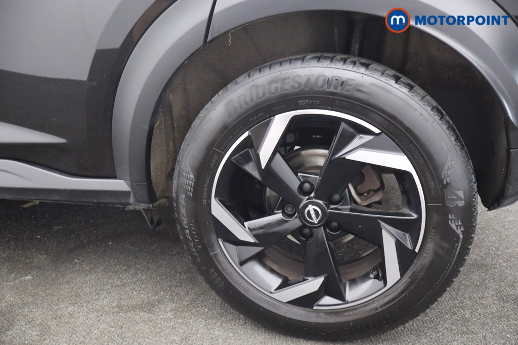 Nissan Juke N-Connecta Automatic Petrol SUV - Stock Number (1652394) - 29th supplementary image