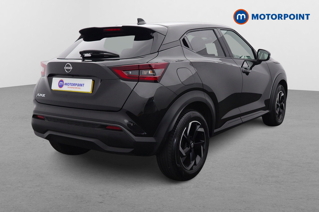 Nissan Juke N-Connecta Automatic Petrol SUV - Stock Number (1652394) - Drivers side rear corner