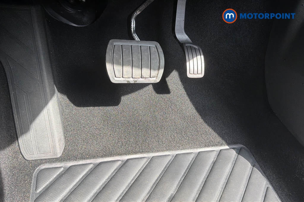 Peugeot 3008 Allure Automatic Diesel SUV - Stock Number (1652731) - 24th supplementary image