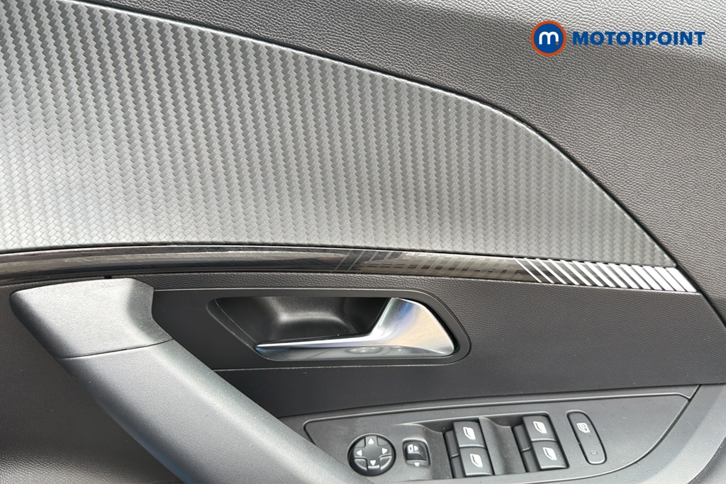 Peugeot 2008 Allure Manual Petrol SUV - Stock Number (1652793) - 19th supplementary image