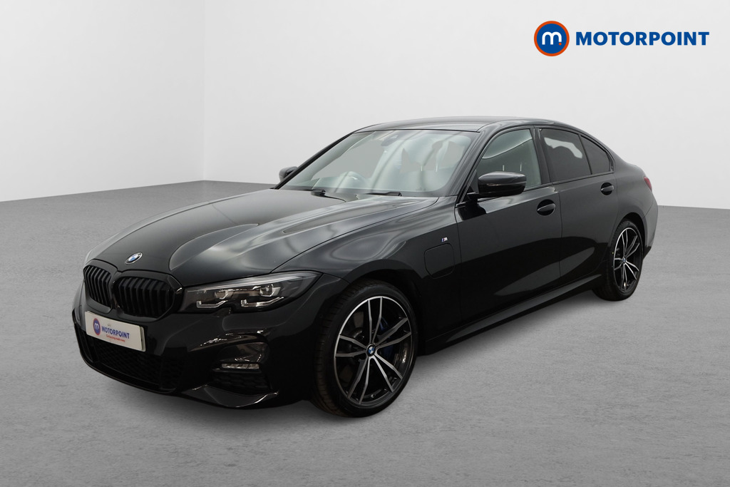 BMW 3 Series M Sport Automatic Petrol Plug-In Hybrid Saloon - Stock Number (1652853) - Passenger side front corner
