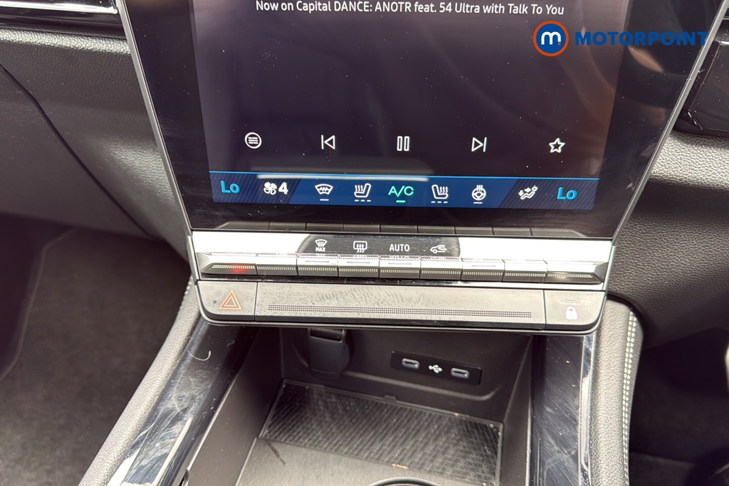 Renault Rafale Iconic Esprit Alpine Automatic Petrol-Electric Hybrid SUV - Stock Number (1653023) - 12th supplementary image
