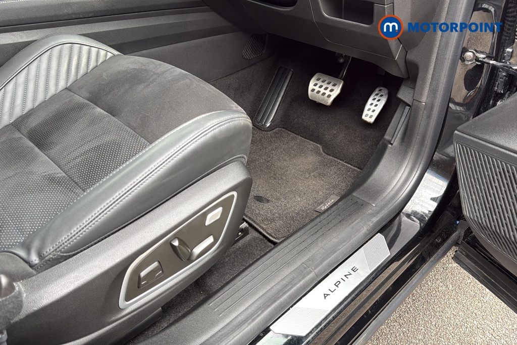 Renault Rafale Iconic Esprit Alpine Automatic Petrol-Electric Hybrid SUV - Stock Number (1653023) - 24th supplementary image