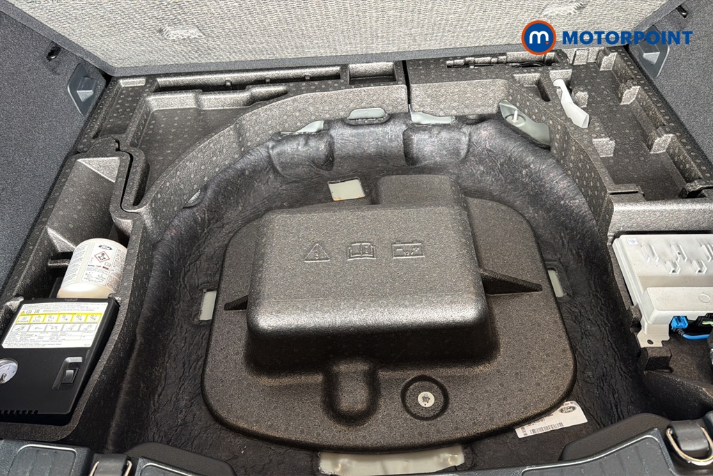 Ford Kuga St-Line Automatic Petrol-Electric Hybrid SUV - Stock Number (1653127) - 33rd supplementary image