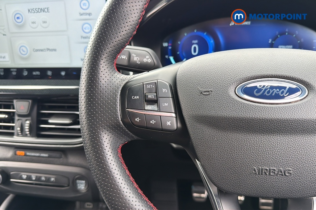 Ford Focus St-Line Vignale Manual Petrol Hatchback - Stock Number (1653412) - 4th supplementary image