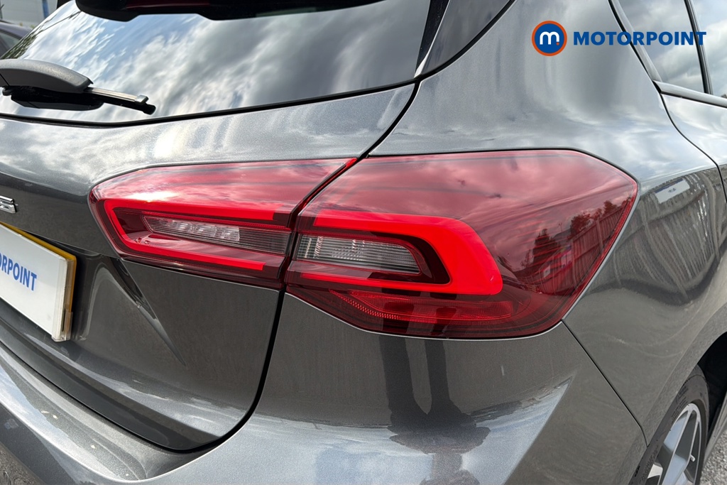 Ford Focus St-Line Vignale Manual Petrol Hatchback - Stock Number (1653412) - 36th supplementary image