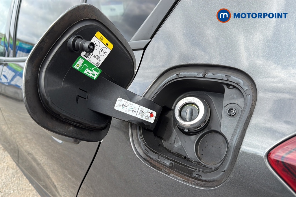 Ford Focus St-Line Vignale Manual Petrol Hatchback - Stock Number (1653412) - 41st supplementary image