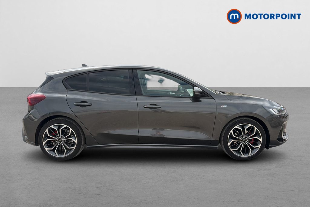 Ford Focus St-Line Vignale Manual Petrol Hatchback - Stock Number (1653412) - Passenger side