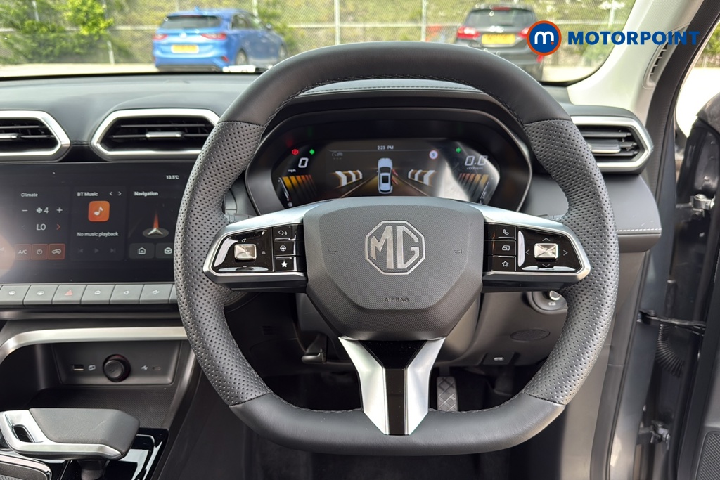 Mg Motor Uk ZS Trophy Automatic Petrol-Electric Hybrid SUV - Stock Number (1653446) - 2nd supplementary image