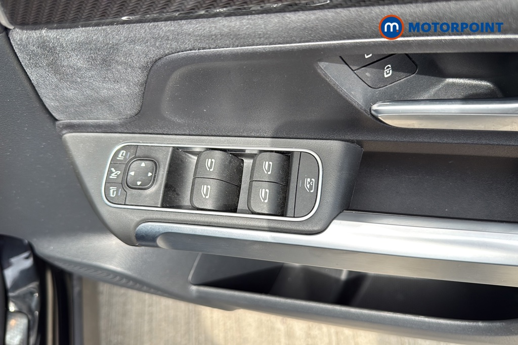 Mercedes-Benz GLB Amg Line Automatic Petrol SUV - Stock Number (1653459) - 19th supplementary image