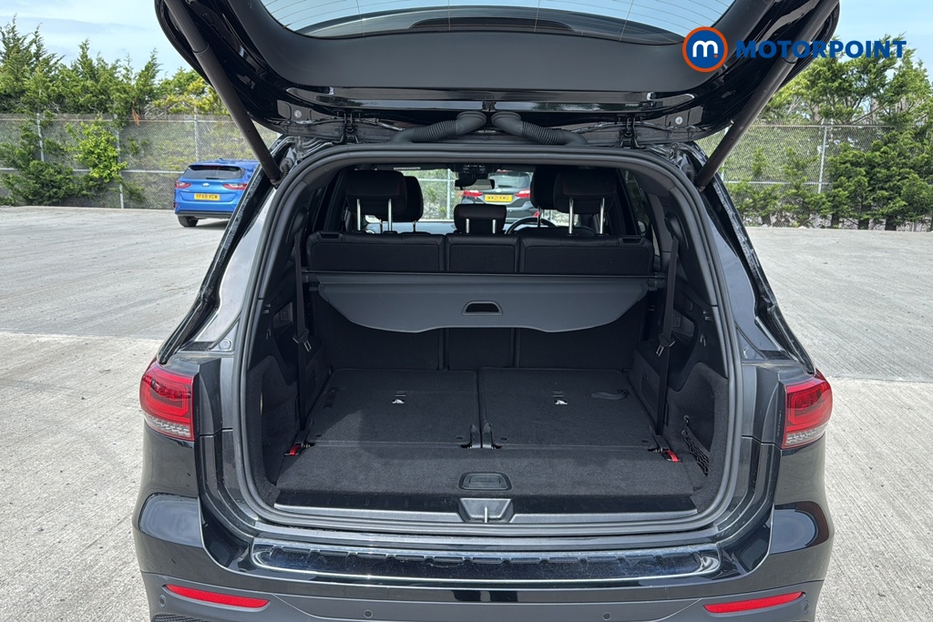 Mercedes-Benz GLB Amg Line Automatic Petrol SUV - Stock Number (1653459) - 30th supplementary image