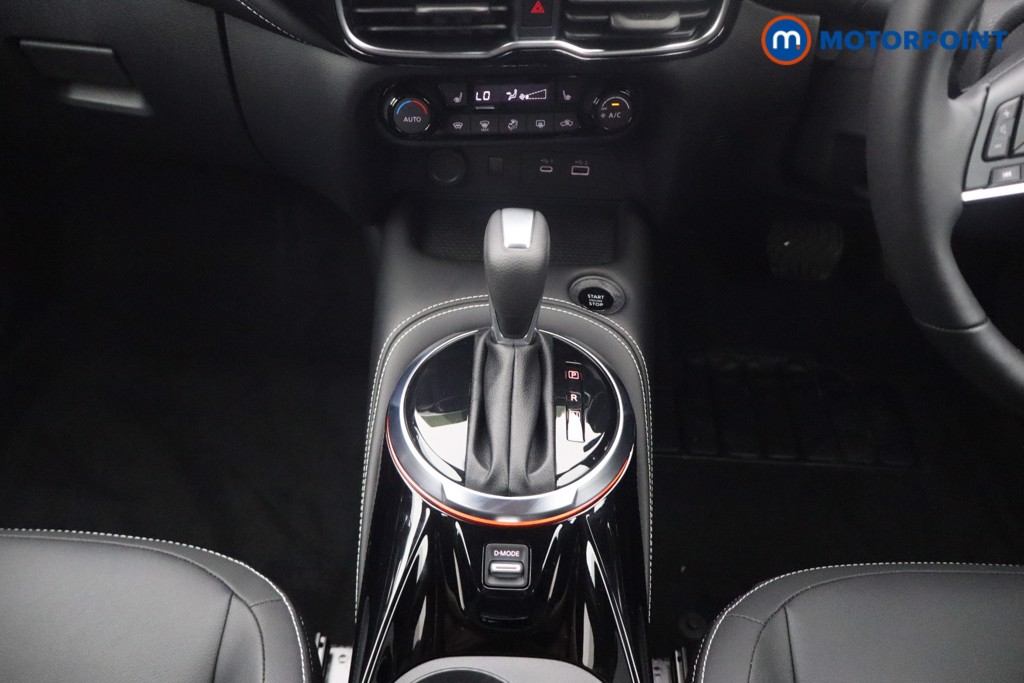 Nissan Juke Tekna Automatic Petrol SUV - Stock Number (1596483) - 5th supplementary image