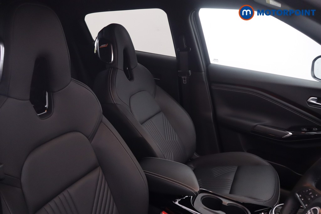 Nissan Juke Tekna Automatic Petrol SUV - Stock Number (1596483) - 12th supplementary image