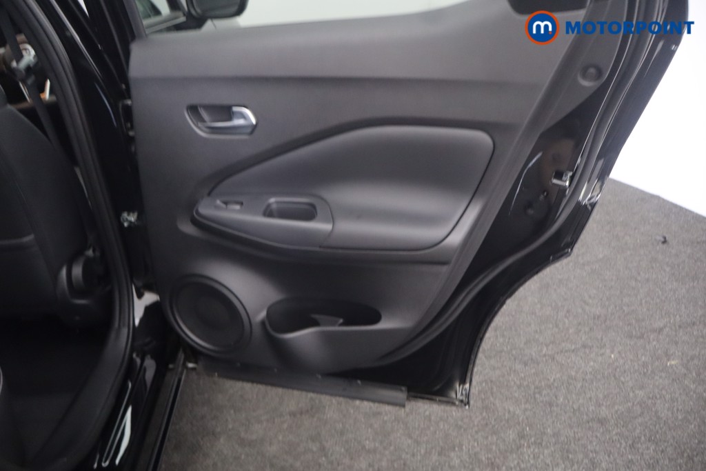 Nissan Juke Tekna Automatic Petrol SUV - Stock Number (1596483) - 19th supplementary image