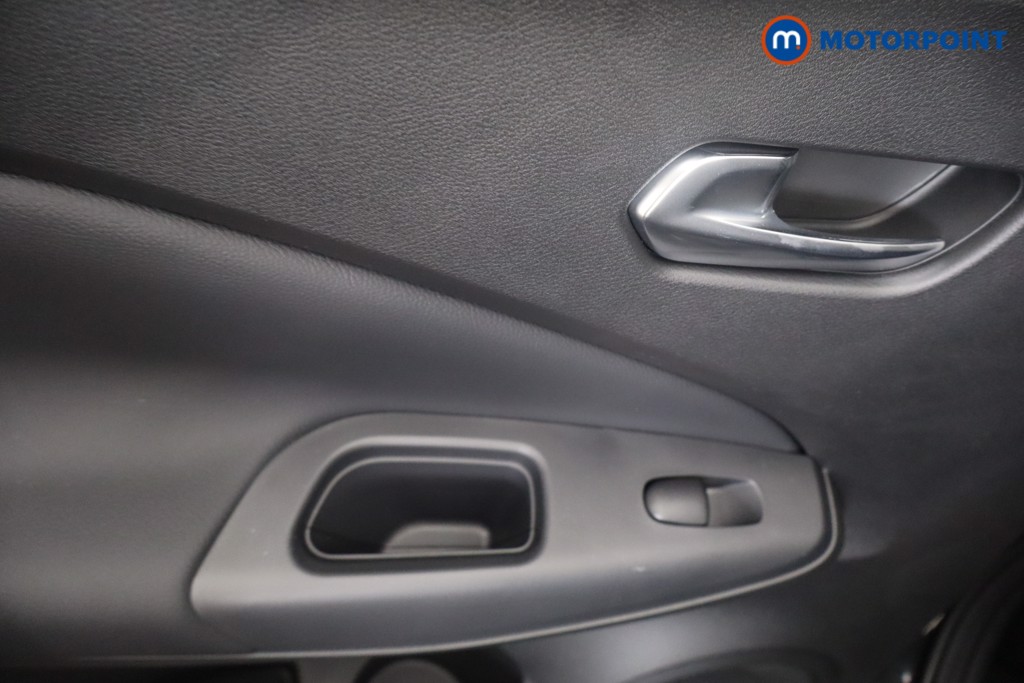 Nissan Juke Tekna Automatic Petrol SUV - Stock Number (1596483) - 24th supplementary image