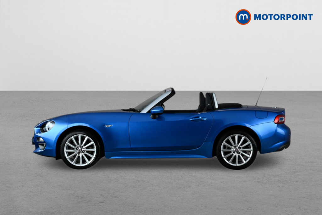 Fiat 124 Spider Lusso Plus Manual Petrol Convertible - Stock Number (1635411) - Passenger side