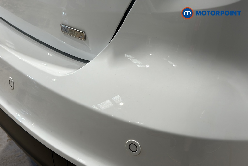Ford Focus Titanium Manual Petrol Hatchback - Stock Number (1638832) - 39th supplementary image