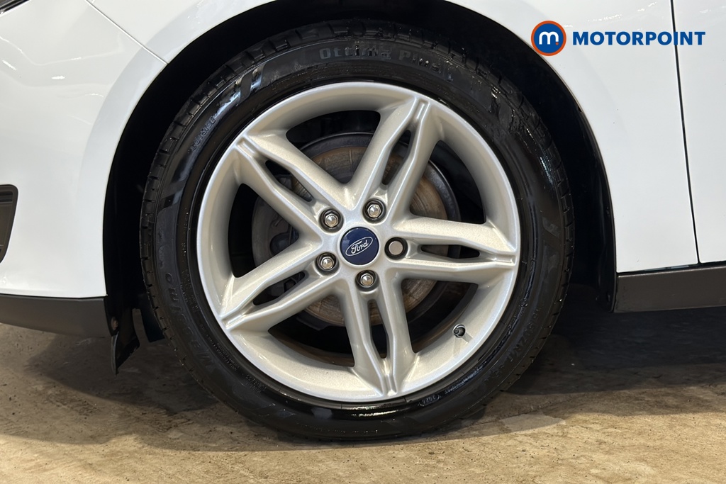 Ford Focus Titanium Manual Petrol Hatchback - Stock Number (1638832) - 44th supplementary image
