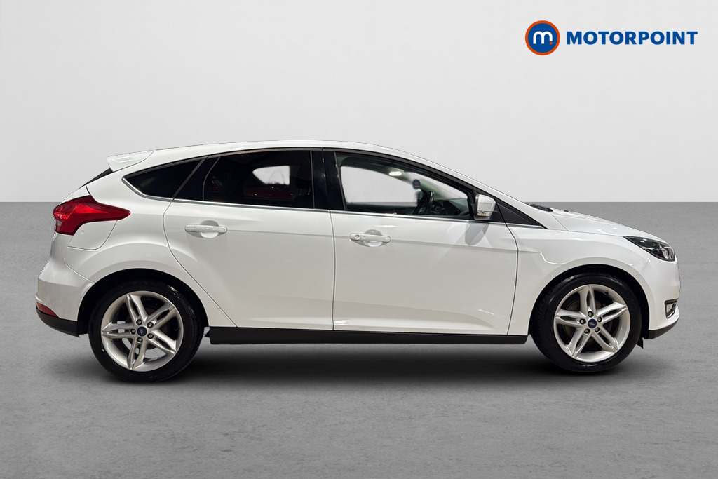 Ford Focus Titanium Manual Petrol Hatchback - Stock Number (1638832) - Passenger side