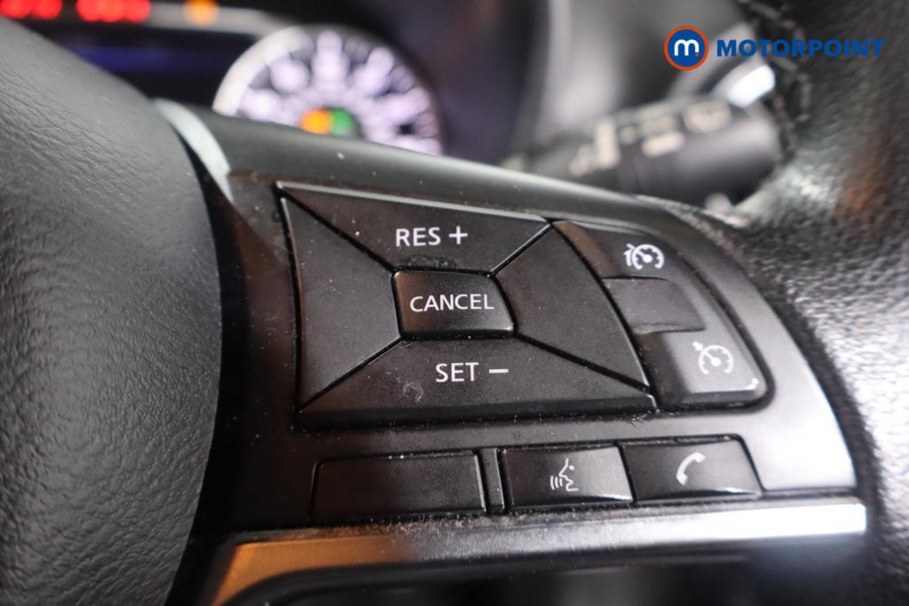 Nissan Juke N-Connecta Manual Petrol SUV - Stock Number (1642360) - 14th supplementary image