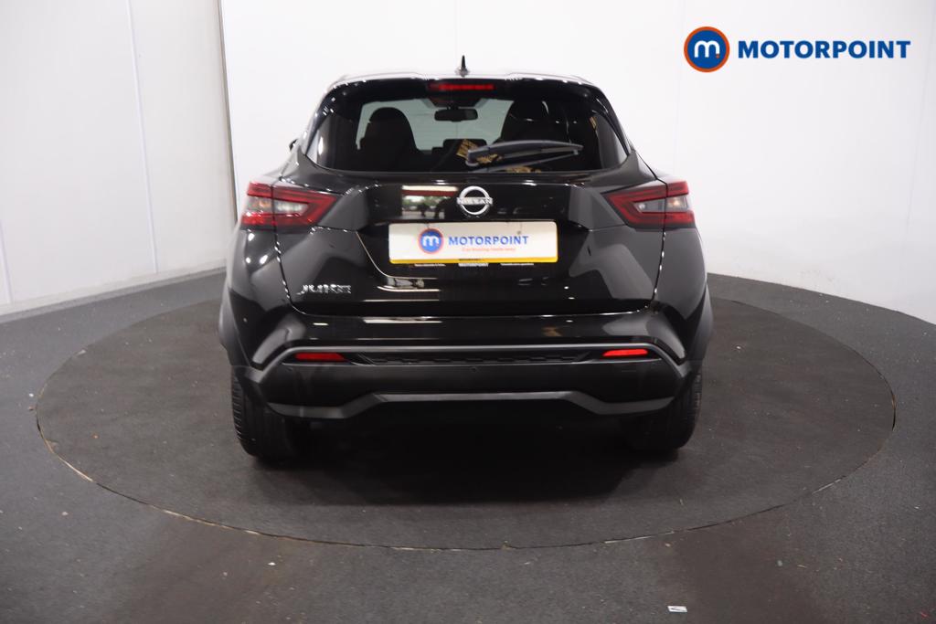 Nissan Juke N-Connecta Manual Petrol SUV - Stock Number (1642360) - 1st supplementary image