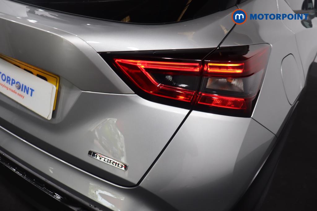 Nissan Juke N-Connecta Automatic Petrol-Electric Hybrid SUV - Stock Number (1644541) - 3rd supplementary image