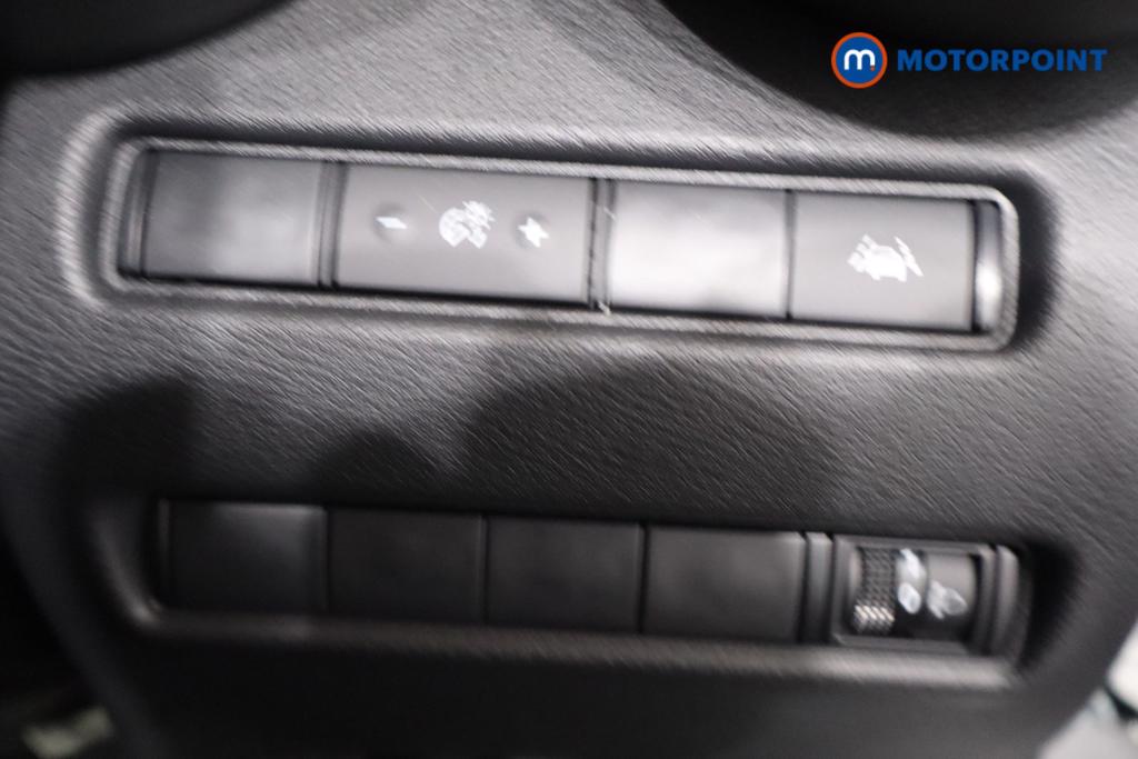 Nissan Juke N-Connecta Automatic Petrol-Electric Hybrid SUV - Stock Number (1644541) - 14th supplementary image