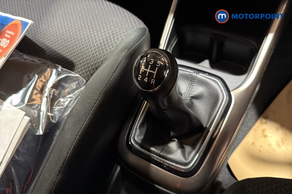 Suzuki Ignis Sz-T Manual Petrol SUV - Stock Number (1644875) - 15th supplementary image