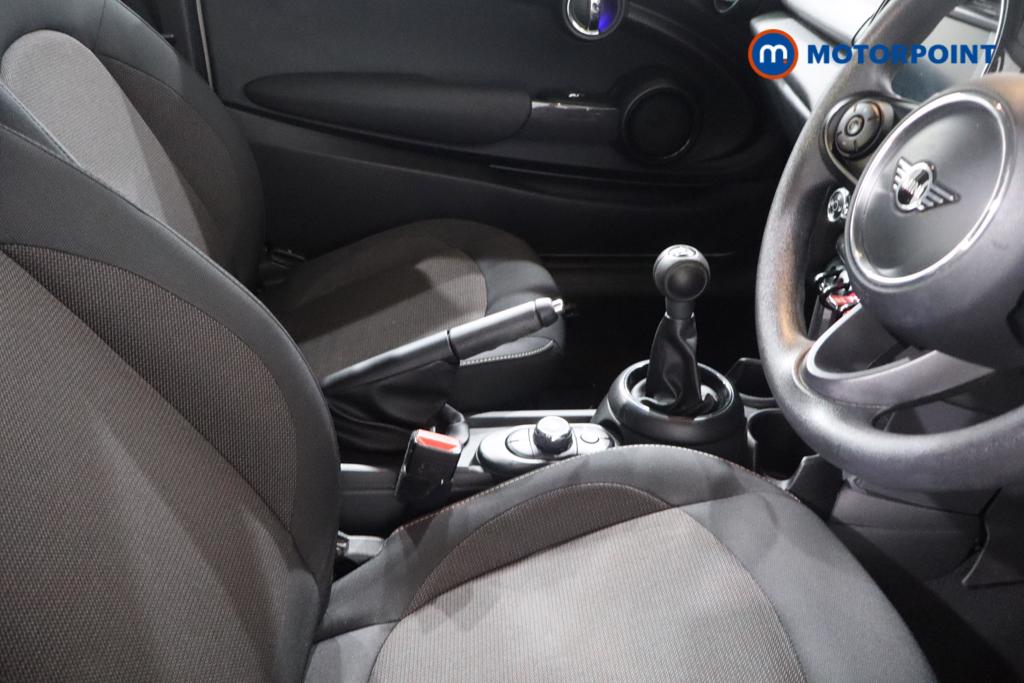 Mini Hatchback Cooper Classic Manual Petrol Hatchback - Stock Number (1645264) - 8th supplementary image