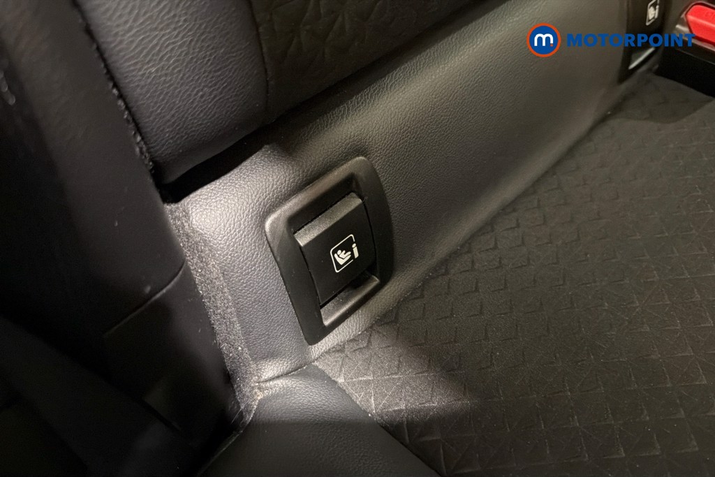 Nissan Juke N-Connecta Manual Petrol SUV - Stock Number (1645350) - 29th supplementary image