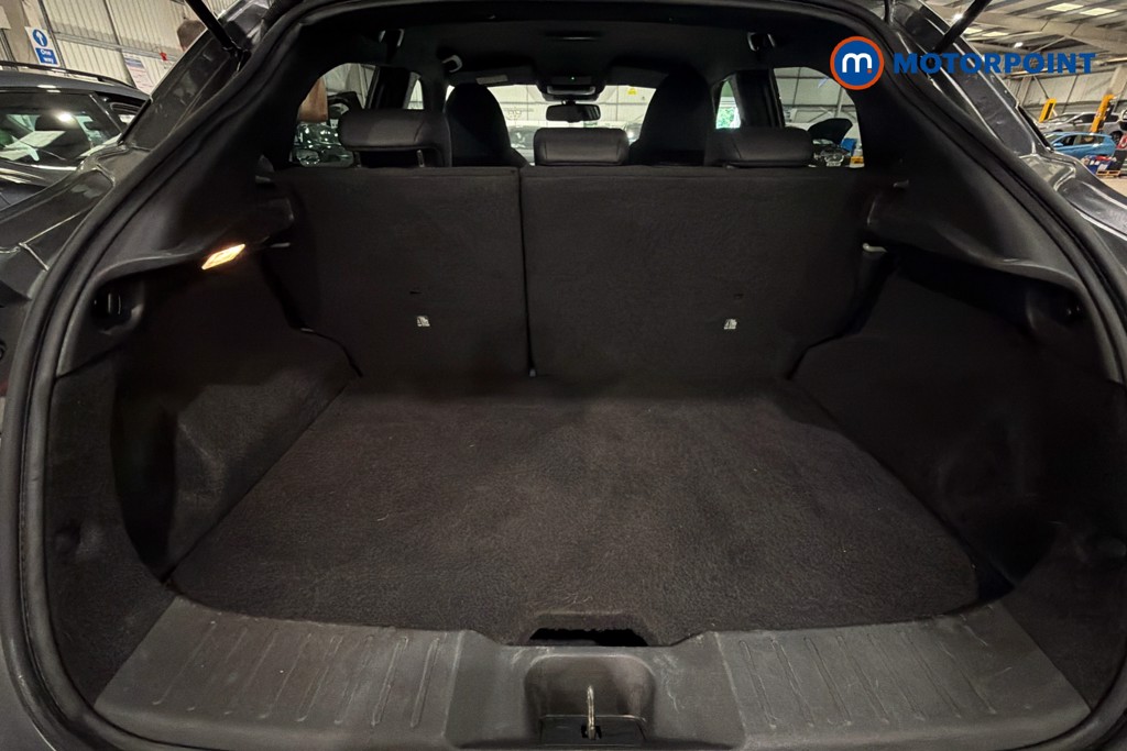 Nissan Juke N-Connecta Manual Petrol SUV - Stock Number (1645350) - 33rd supplementary image