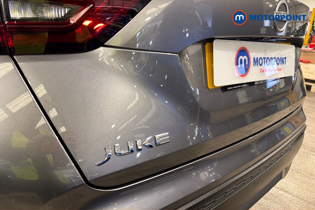 Nissan Juke N-Connecta Manual Petrol SUV - Stock Number (1645350) - 37th supplementary image