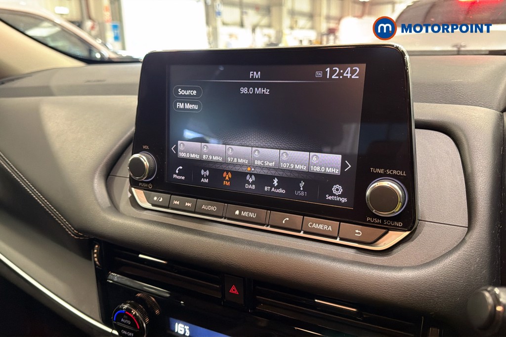 Nissan Qashqai Acenta Premium Manual Petrol SUV - Stock Number (1645908) - 9th supplementary image