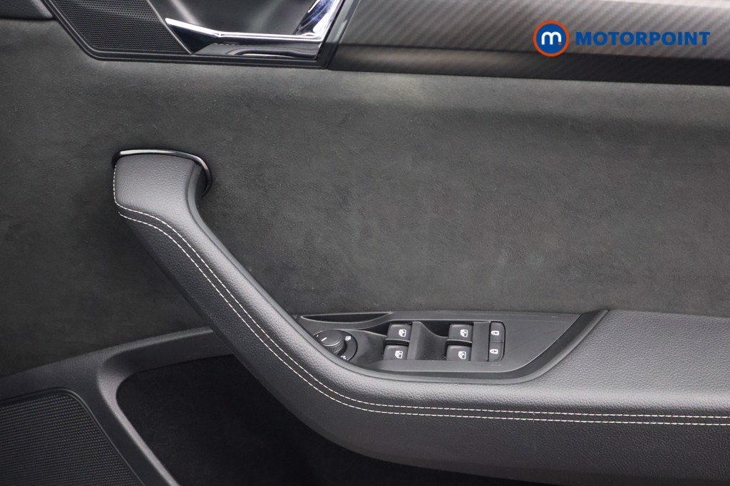 Skoda Superb Sport Line Plus Automatic Petrol Plug-In Hybrid Hatchback - Stock Number (1645909) - 10th supplementary image