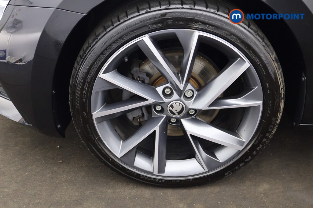 Skoda Superb Sport Line Plus Automatic Petrol Plug-In Hybrid Hatchback - Stock Number (1645909) - 21st supplementary image