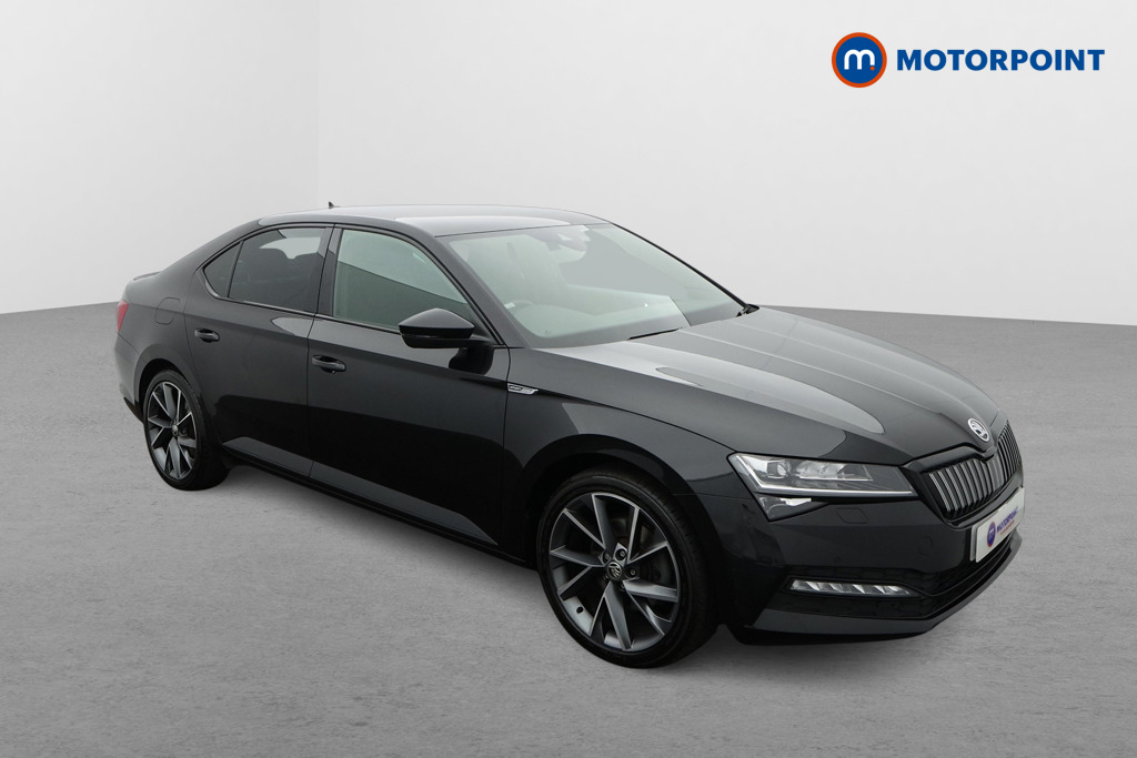 Skoda Superb Sport Line Plus Automatic Petrol Plug-In Hybrid Hatchback - Stock Number (1645909) - Drivers side front corner